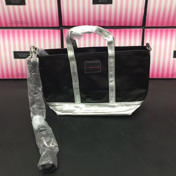 NWT❤️ VICTORIA SECRET Mini cross bag - Picture 1 of 4